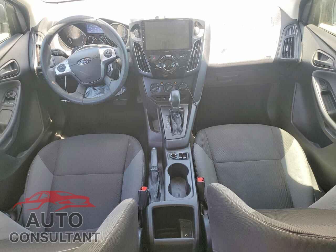FORD FOCUS 2013 - 1FADP3E23DL374413