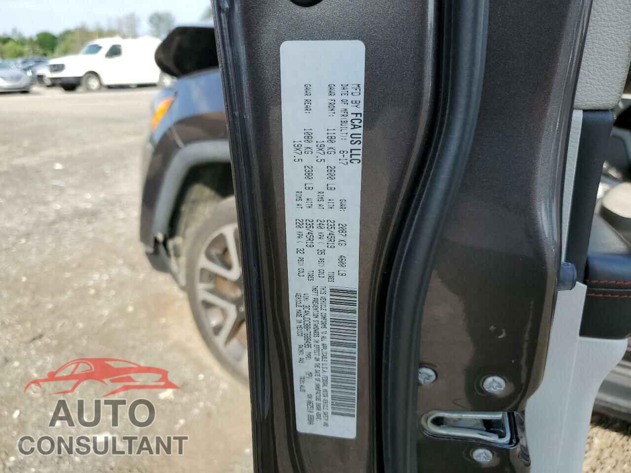 JEEP COMPASS 2017 - 3C4NJDCB8HT688495