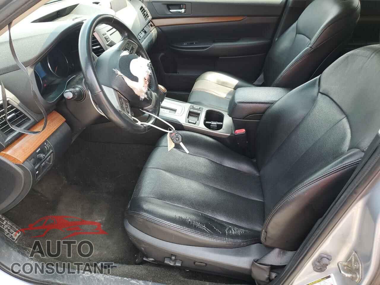 SUBARU OUTBACK 2014 - 4S4BRBLC3E3273905