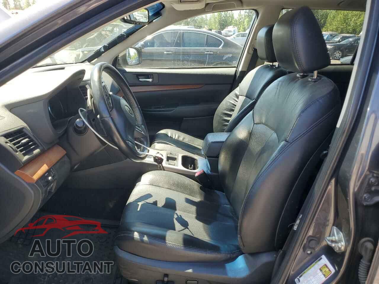 SUBARU OUTBACK 2013 - 4S4BRBKC9D3287100