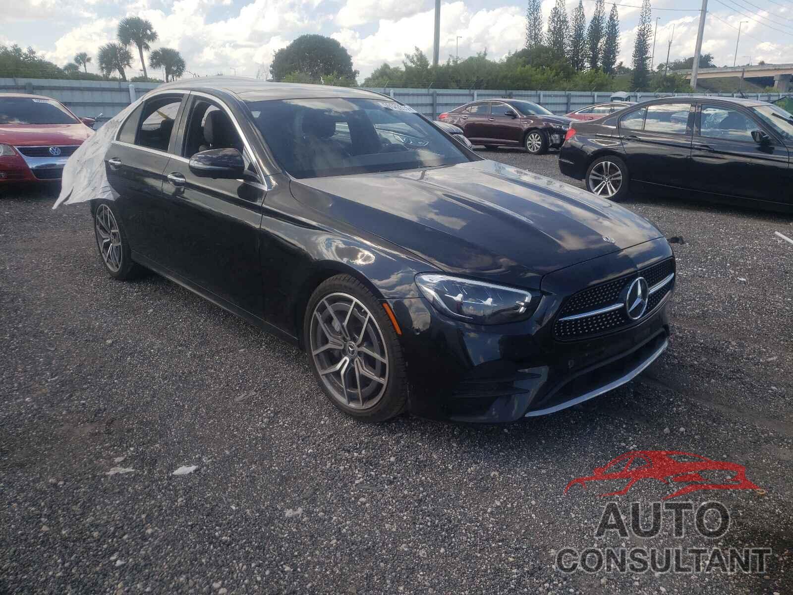 MERCEDES-BENZ E-CLASS 2021 - W1KZF8DB0MA873365