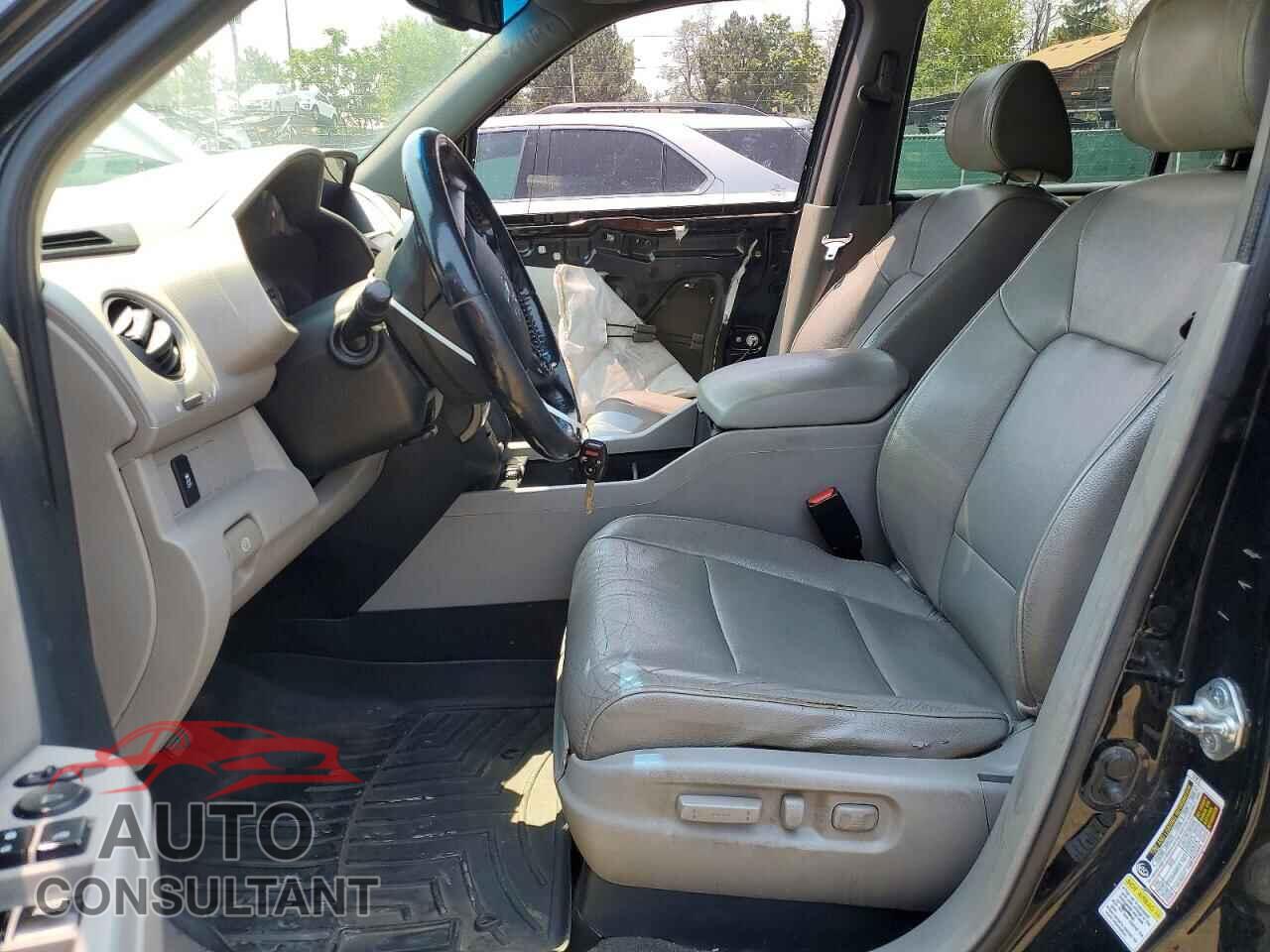 HONDA PILOT 2013 - 5FNYF4H58DB054596