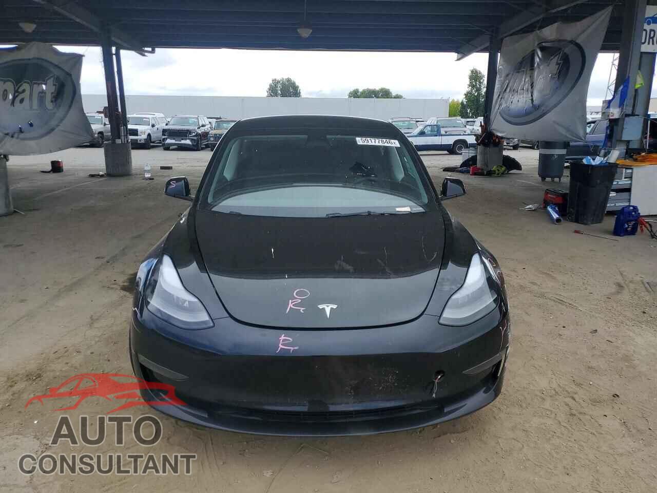 TESLA MODEL 3 2023 - 5YJ3E1EA3PF659837