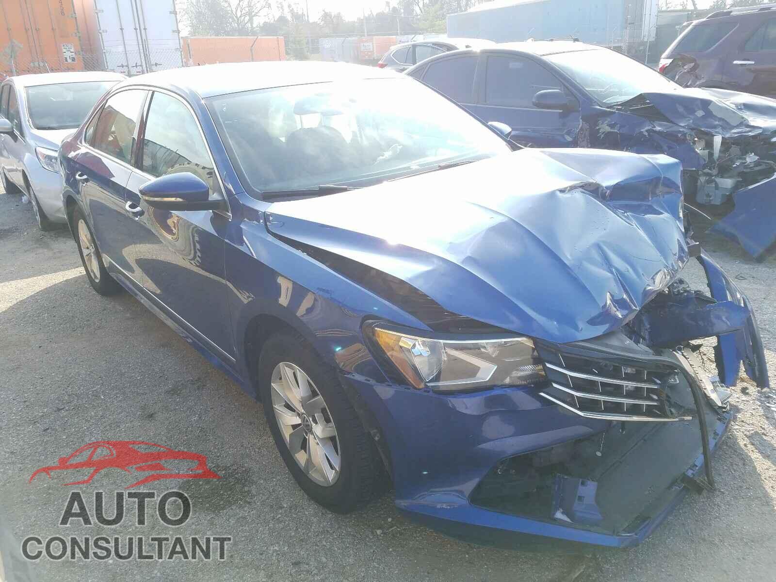 VOLKSWAGEN PASSAT 2017 - 1VWAT7A33HC030842