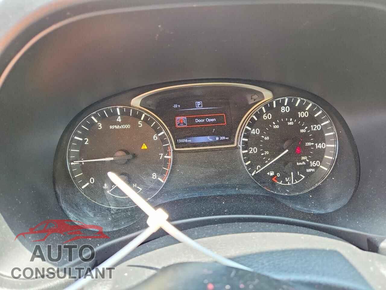 NISSAN PATHFINDER 2017 - 5N1DR2MN8HC633604