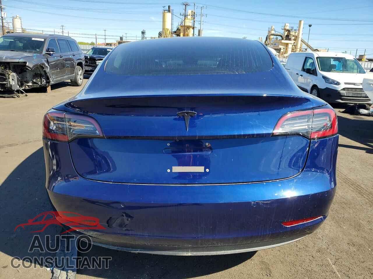 TESLA MODEL 3 2018 - 5YJ3E1EA4JF059030