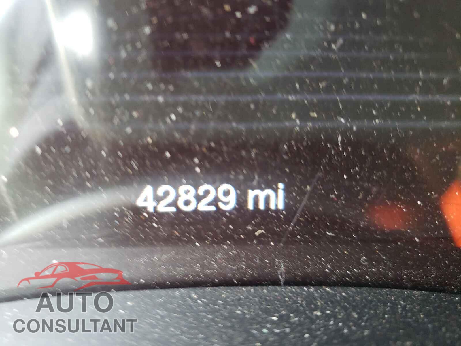 DODGE DURANGO 2018 - 1C4RDJAG8JC101588