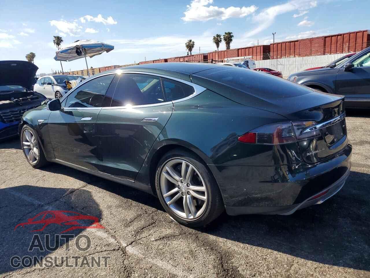TESLA MODEL S 2014 - 5YJSA1H17EFP63683