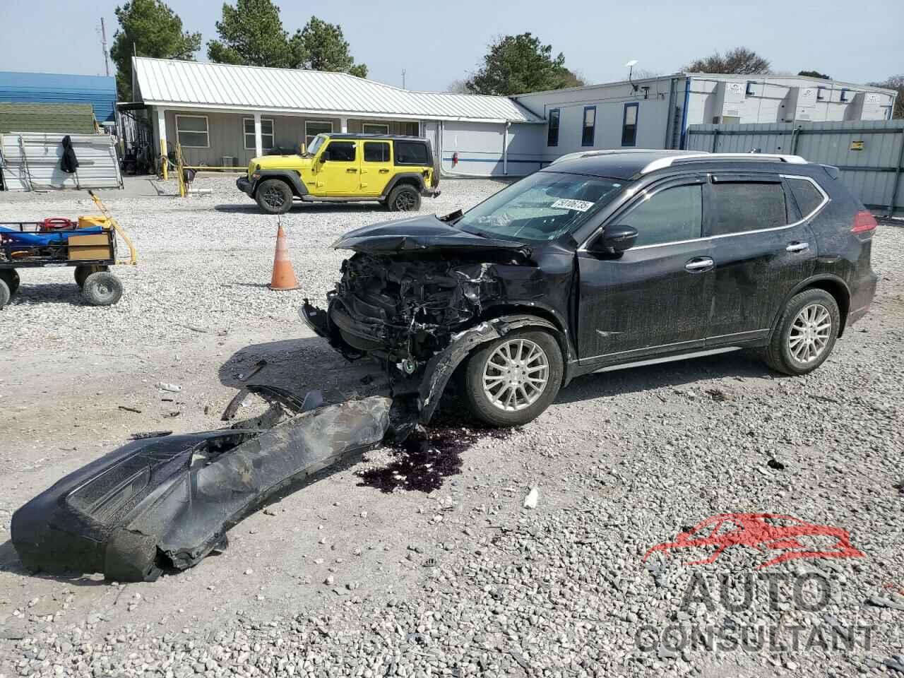 NISSAN ROGUE 2017 - 5N1AT2MN9HC833881