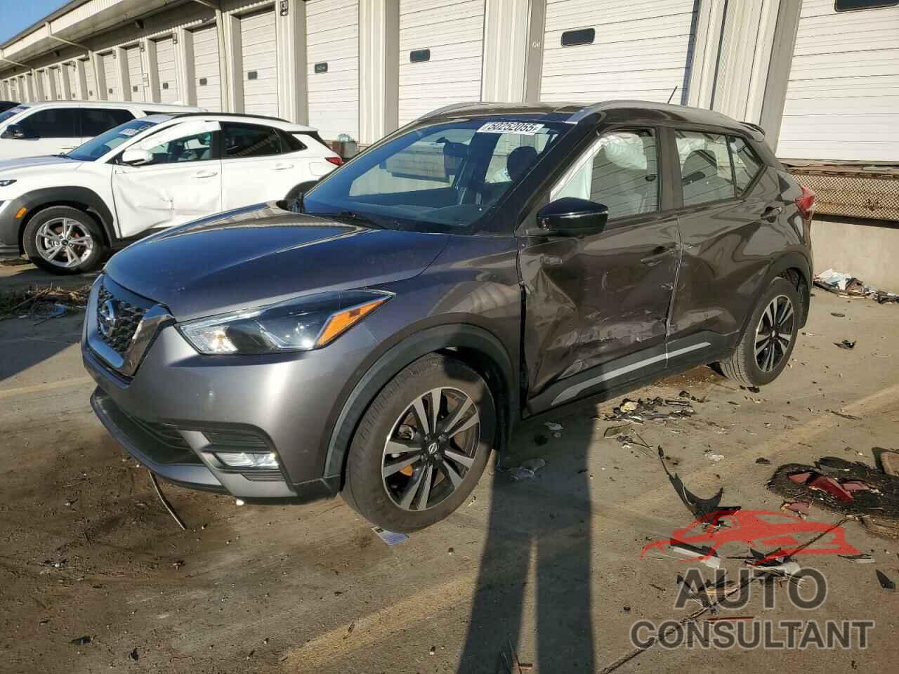 NISSAN KICKS 2019 - 3N1CP5CU8KL526048