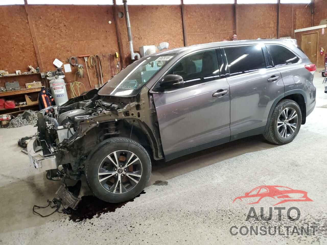 TOYOTA HIGHLANDER 2019 - 5TDBZRFH2KS983179
