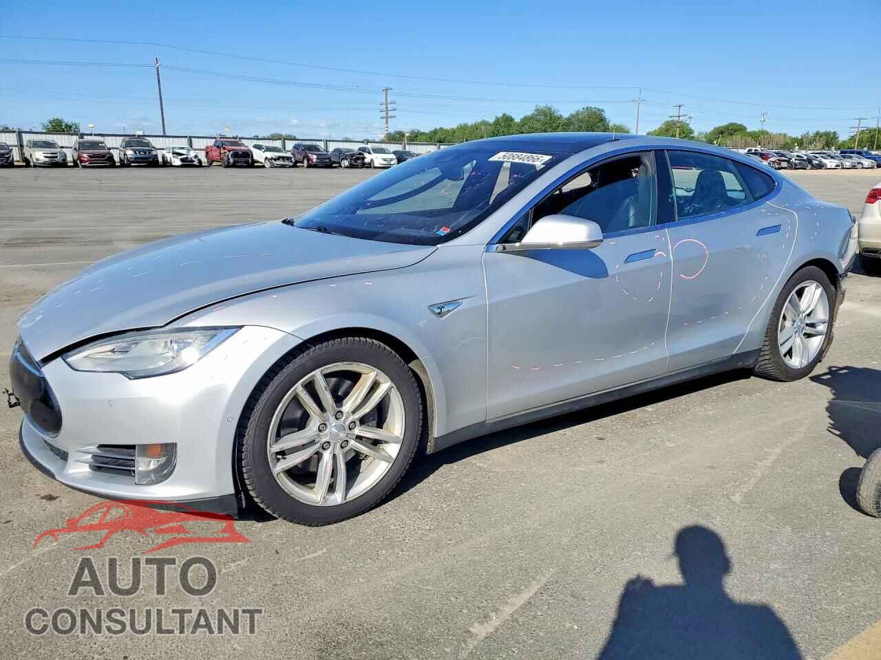 TESLA MODEL S 2016 - 5YJSA1E24GF123723
