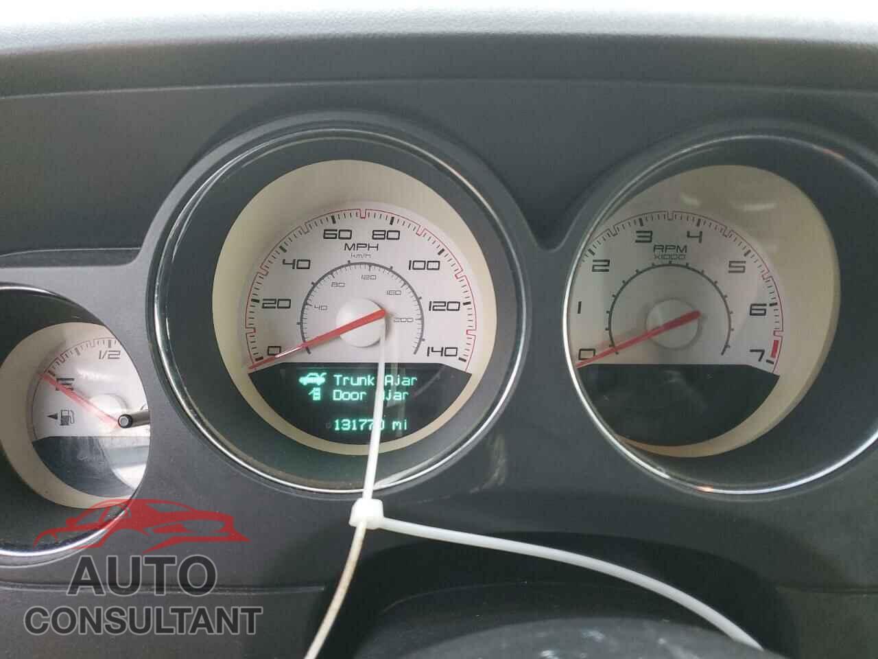DODGE CHALLENGER 2013 - 2C3CDYAG5DH680835
