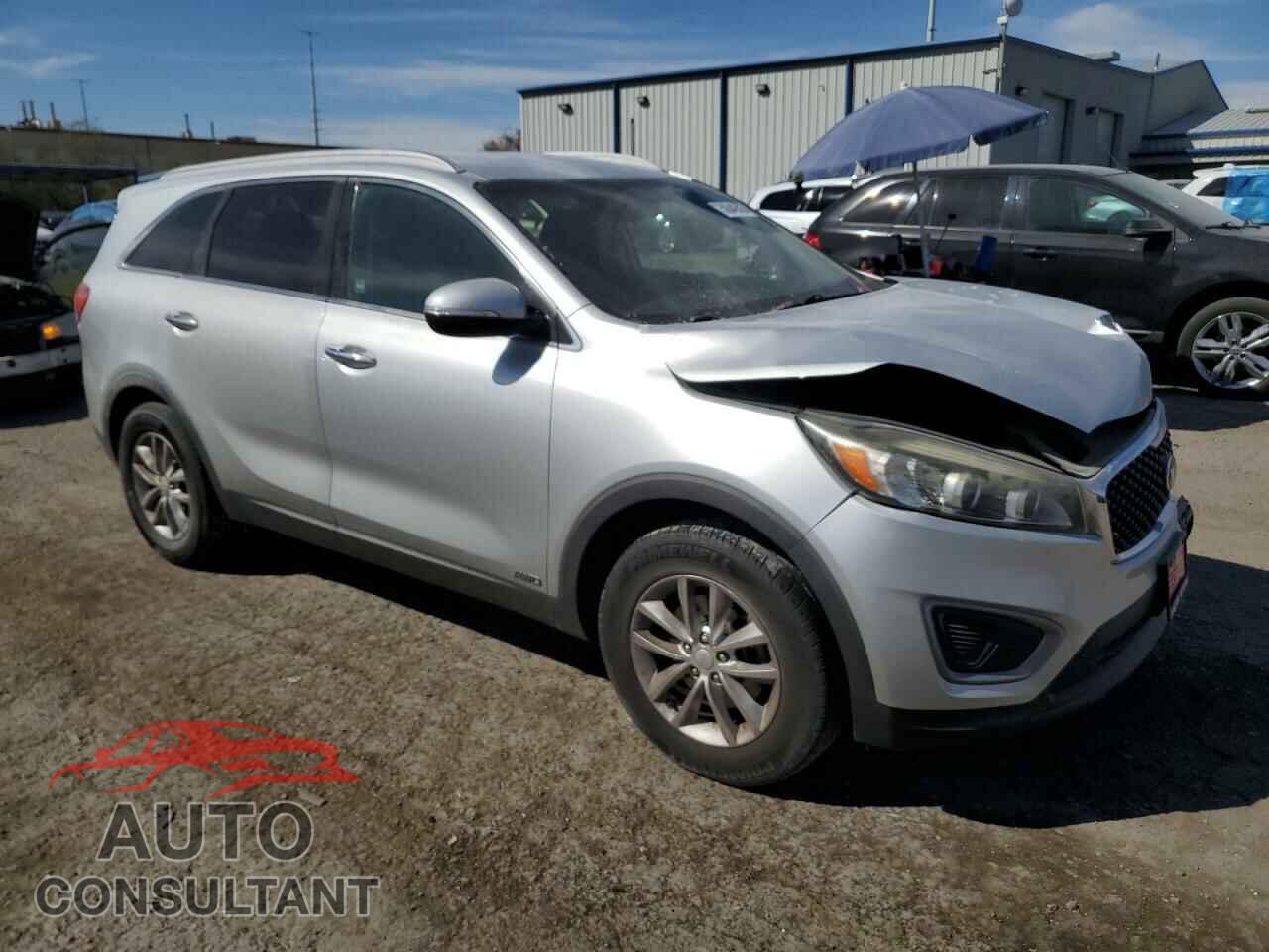 KIA SORENTO 2016 - 5XYPGDA38GG014646