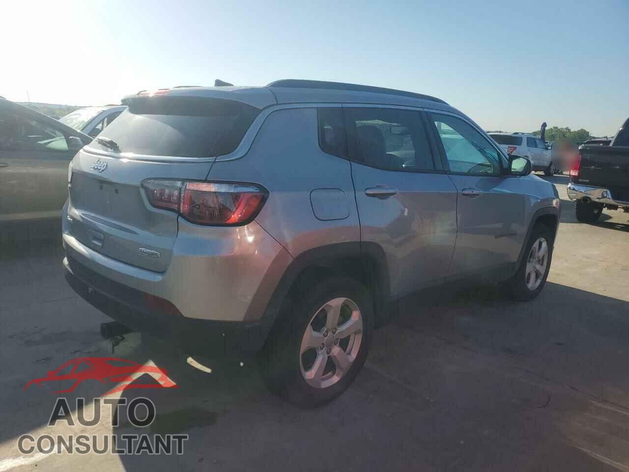 JEEP COMPASS 2018 - 3C4NJDBB2JT392654