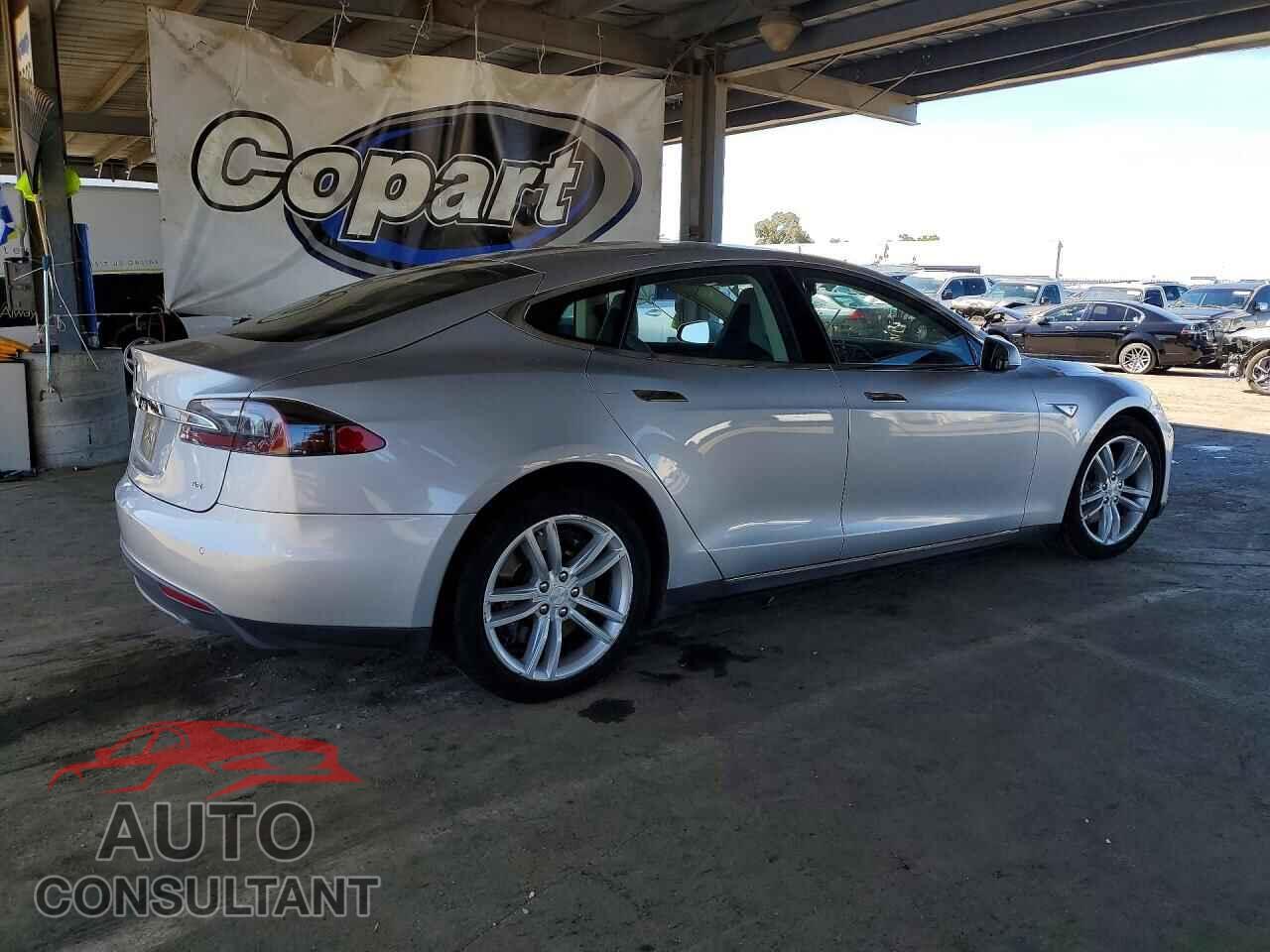 TESLA MODEL S 2013 - 5YJSA1CN9DFP23632