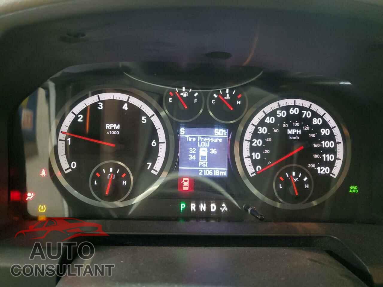 DODGE RAM 1500 2012 - 1C6RD7LT2CS310645