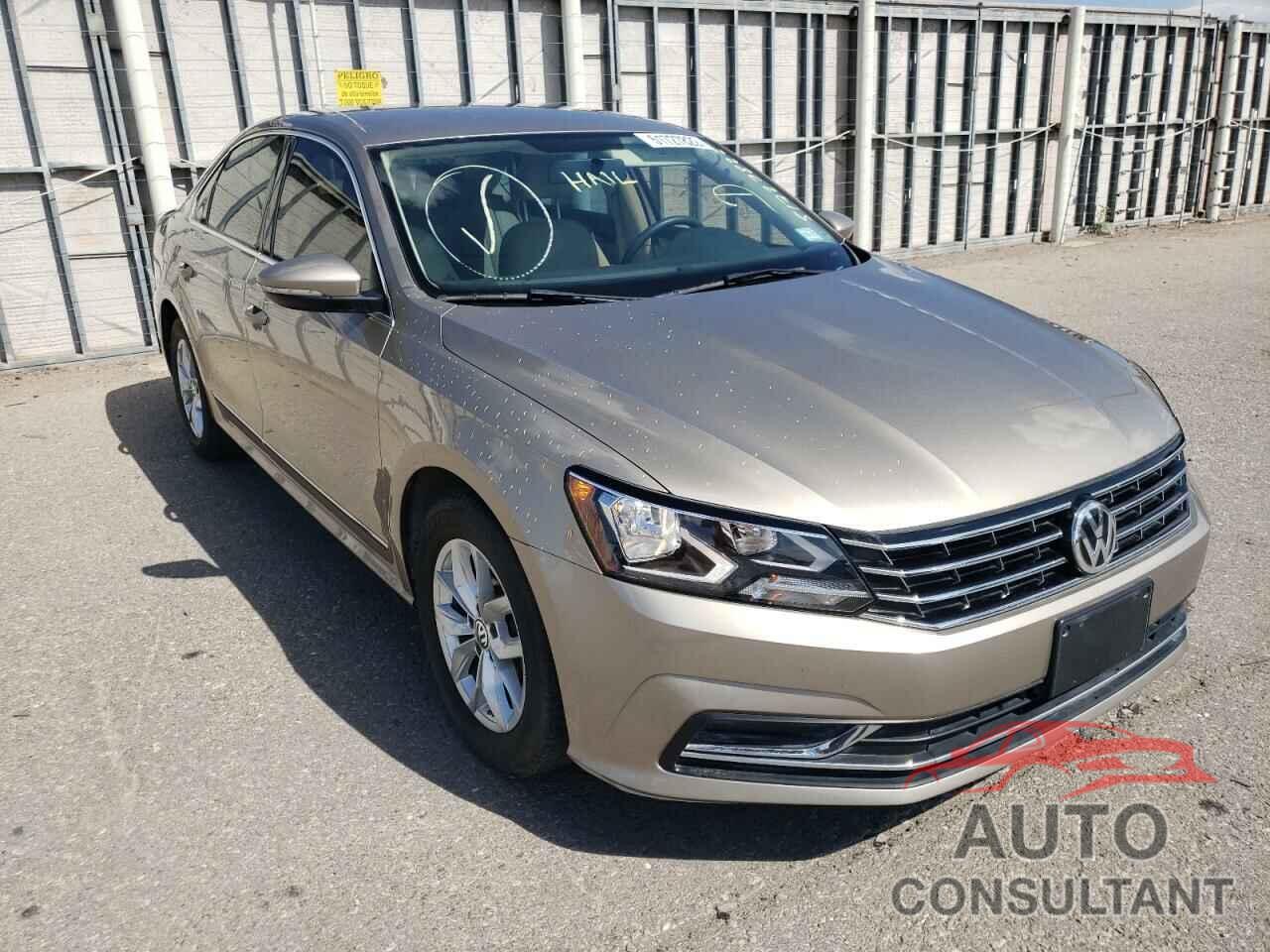 VOLKSWAGEN PASSAT 2017 - 1VWAT7A31HC085435