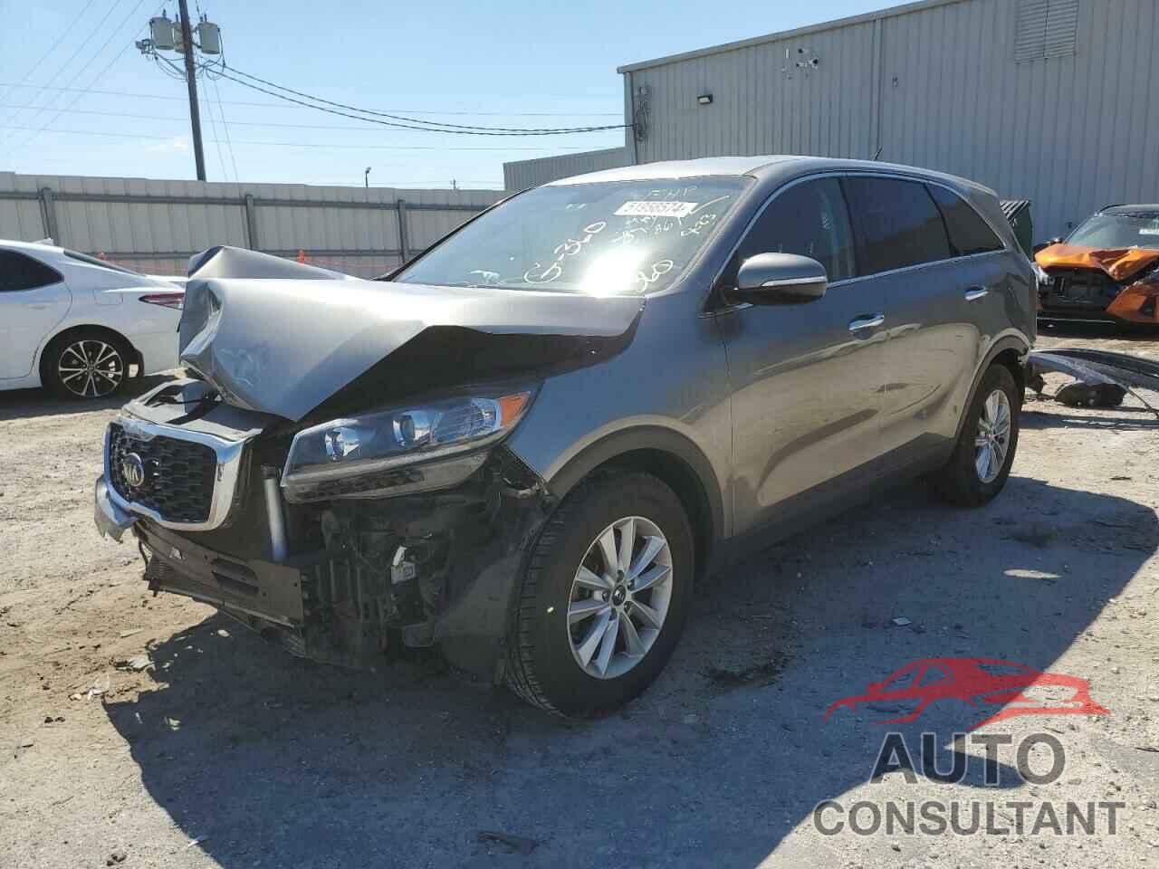 KIA SORENTO 2019 - 5XYPG4A52KG451861