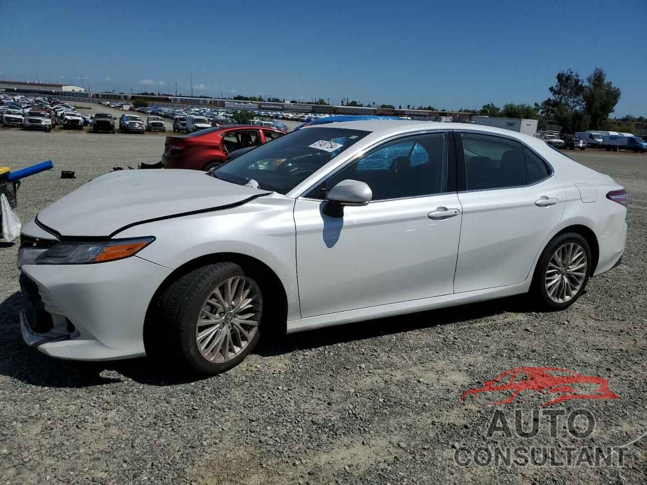 TOYOTA CAMRY 2020 - 4T1F11AKXLU933085
