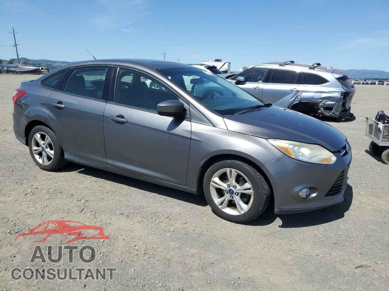 FORD FOCUS 2012 - 1FAHP3F26CL371455