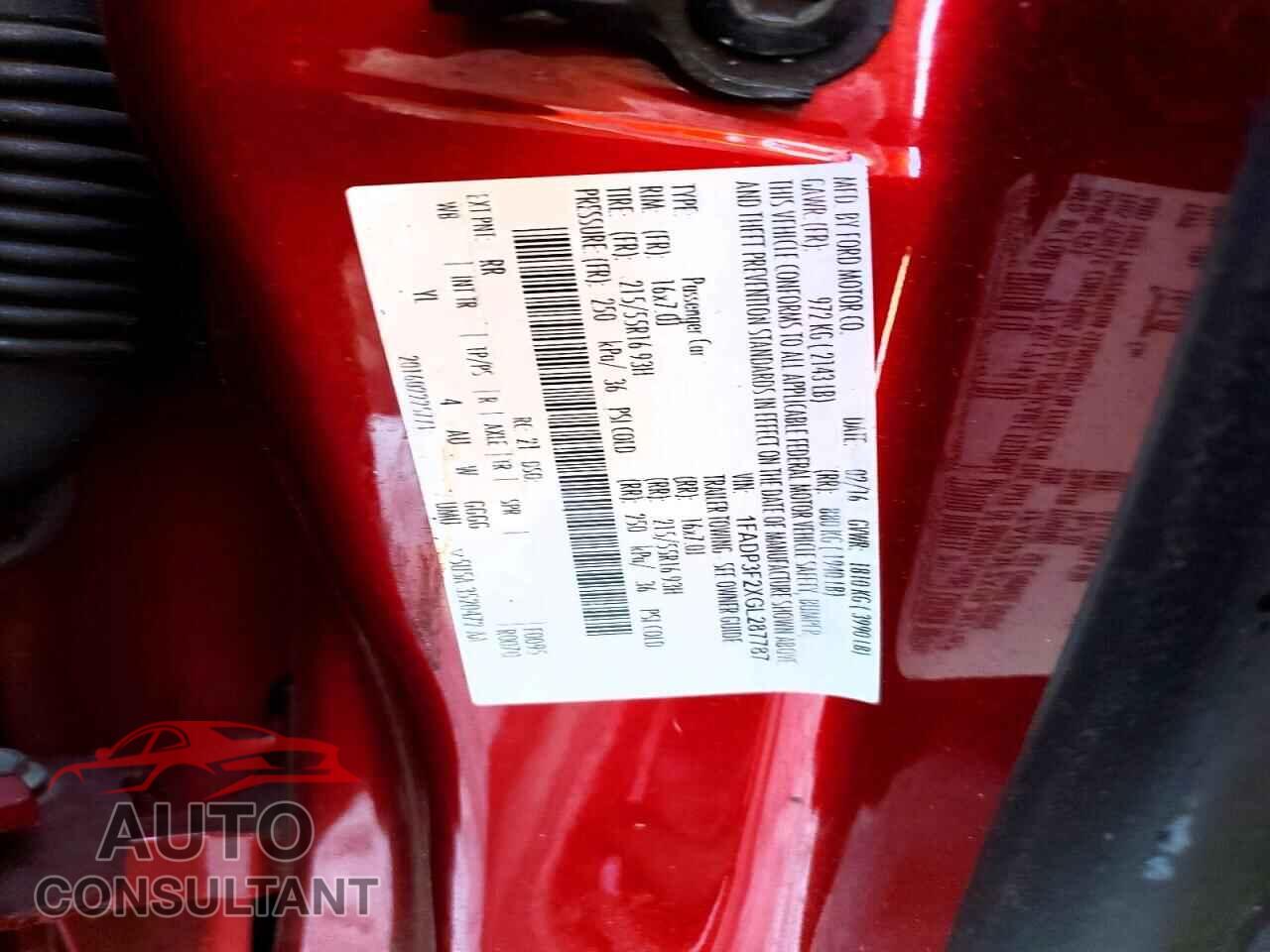 FORD FOCUS 2016 - 1FADP3F2XGL287787