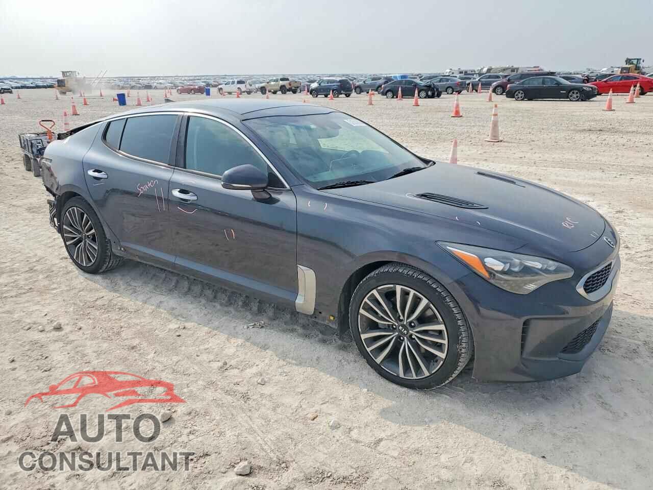 KIA STINGER 2019 - KNAE25LA2K6059131