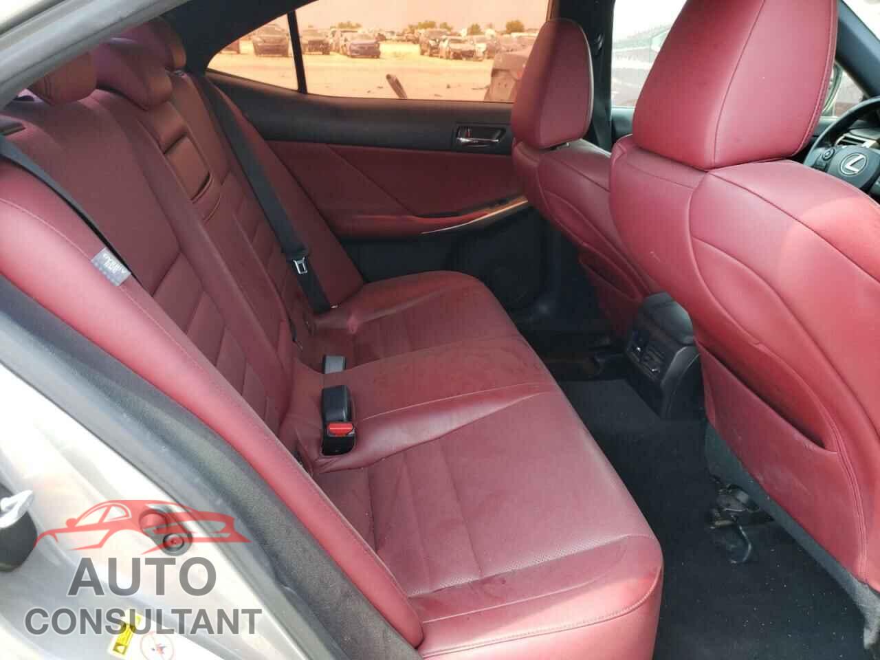 LEXUS IS 2016 - JTHBA1D21G5012421