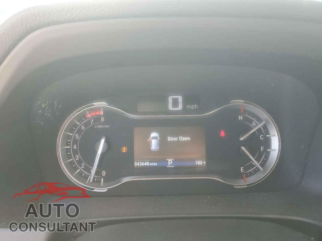 HONDA PILOT 2018 - 5FNYF5H50JB011744