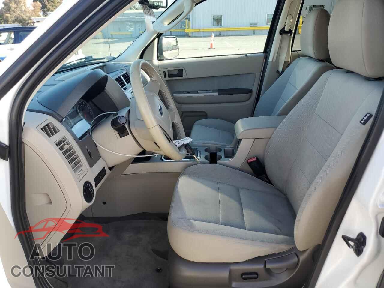 FORD ESCAPE 2010 - 1FMCU4K31AKD22342