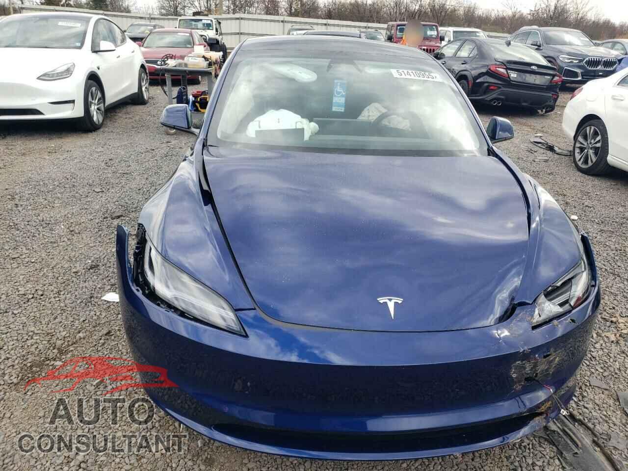 TESLA MODEL 3 2025 - 5YJ3E1EA9SF979642