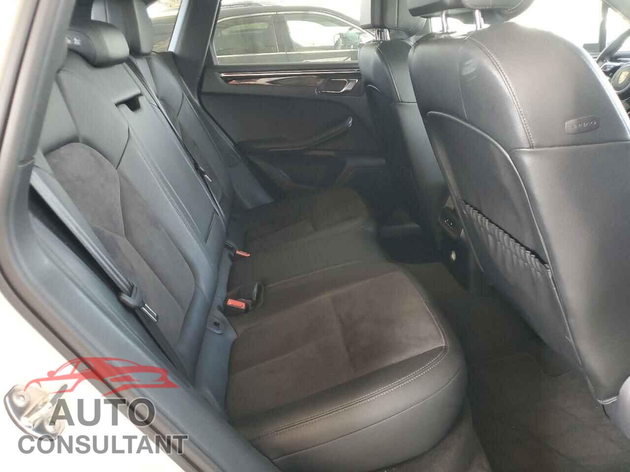 PORSCHE MACAN 2015 - WP1AB2A55FLB54990