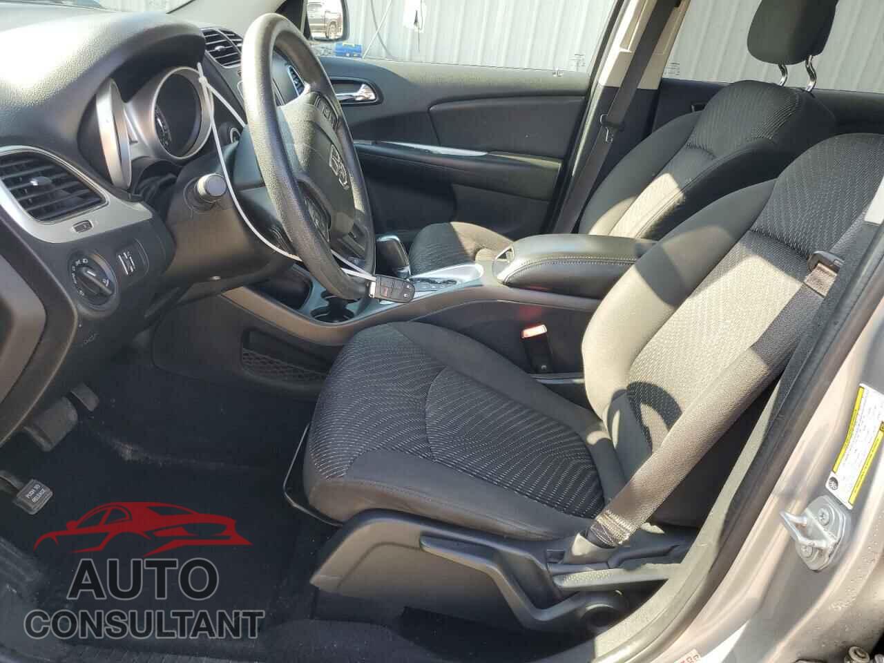 DODGE JOURNEY 2017 - 3C4PDCBG3HT589767
