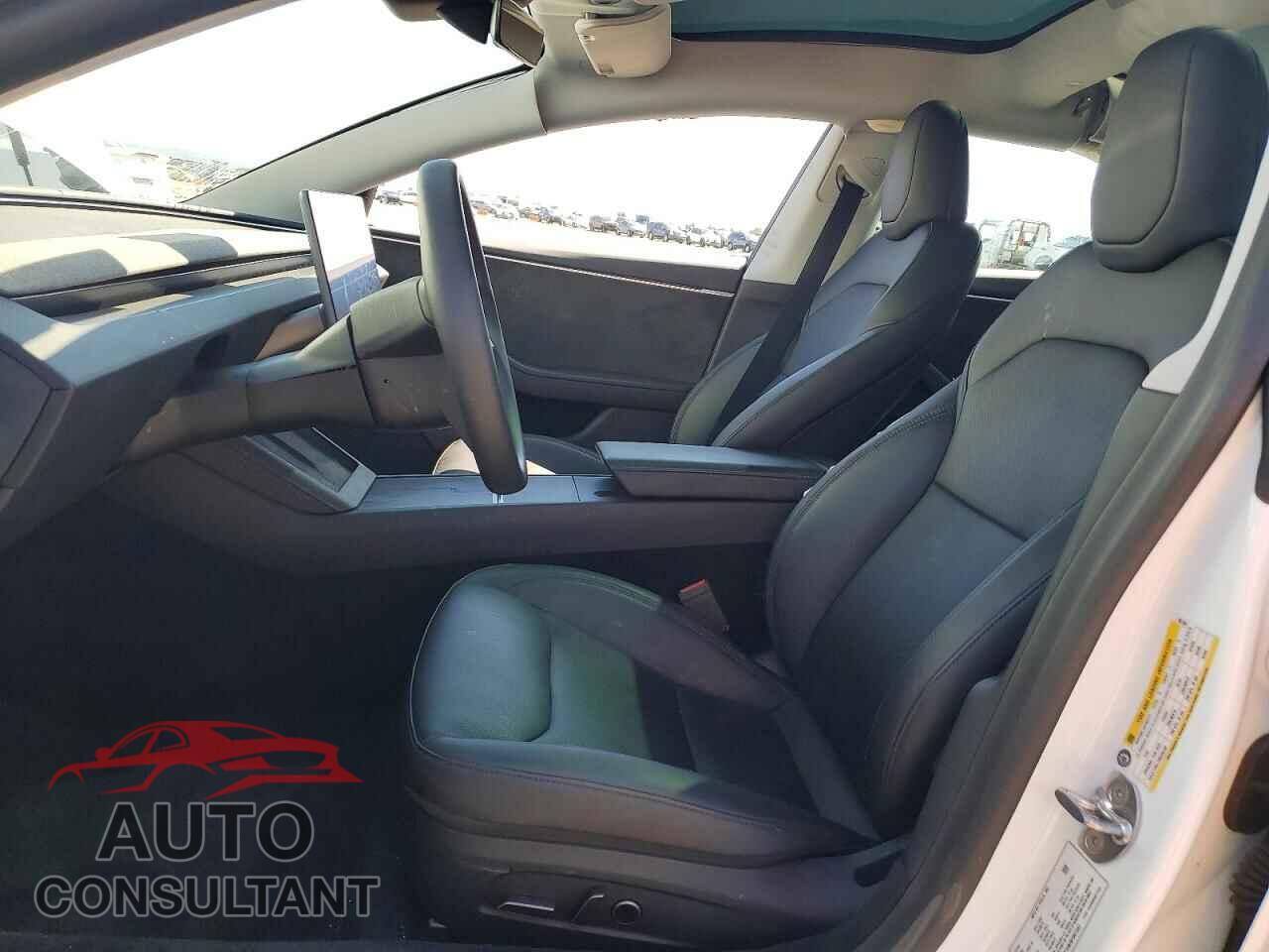 TESLA MODEL 3 2025 - 5YJ3E1EB2SF967342
