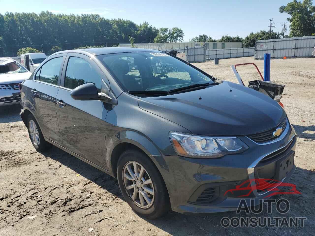 CHEVROLET SONIC 2018 - 1G1JD5SH6J4105993