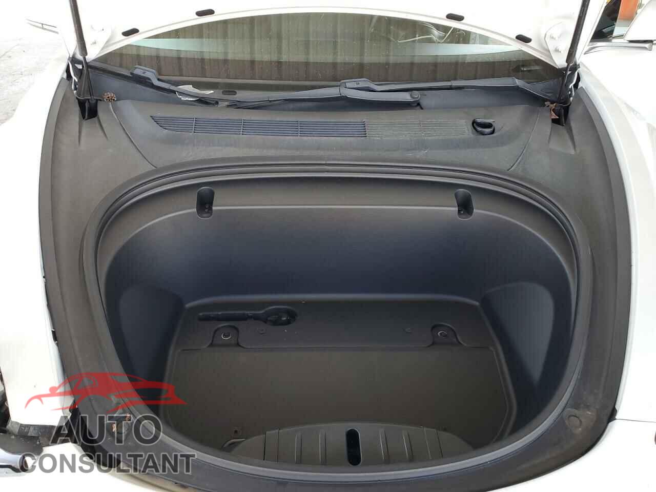 TESLA MODEL 3 2020 - 5YJ3E1EA4LF740159