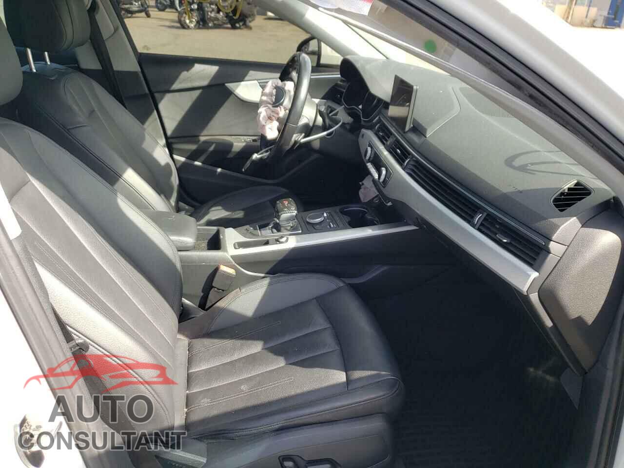 AUDI A4 2017 - WAUGNAF40HN057424