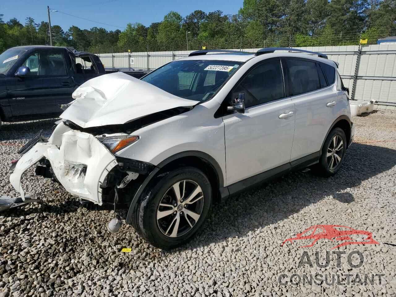 TOYOTA RAV4 2017 - JTMWFREV5HJ141363