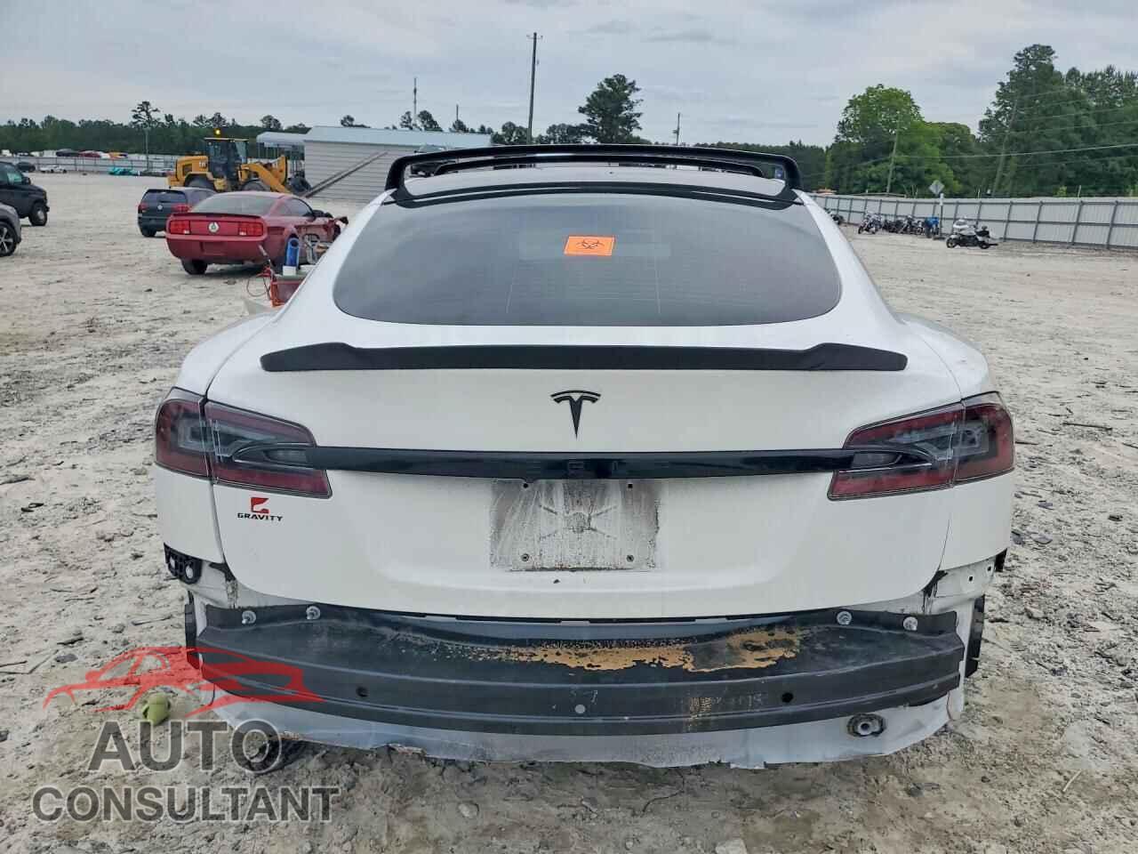 TESLA MODEL S 2021 - 5YJSA1E55MF456146
