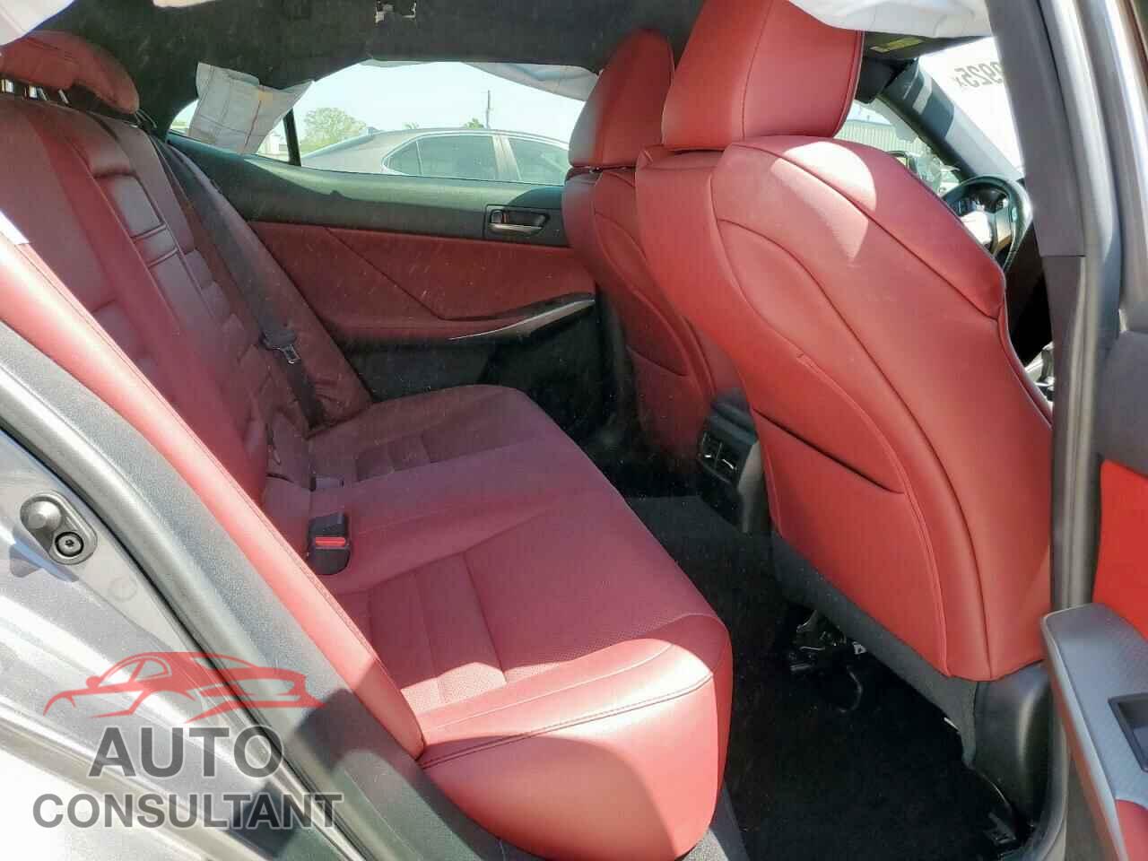LEXUS IS 2018 - JTHBA1D24J5063984