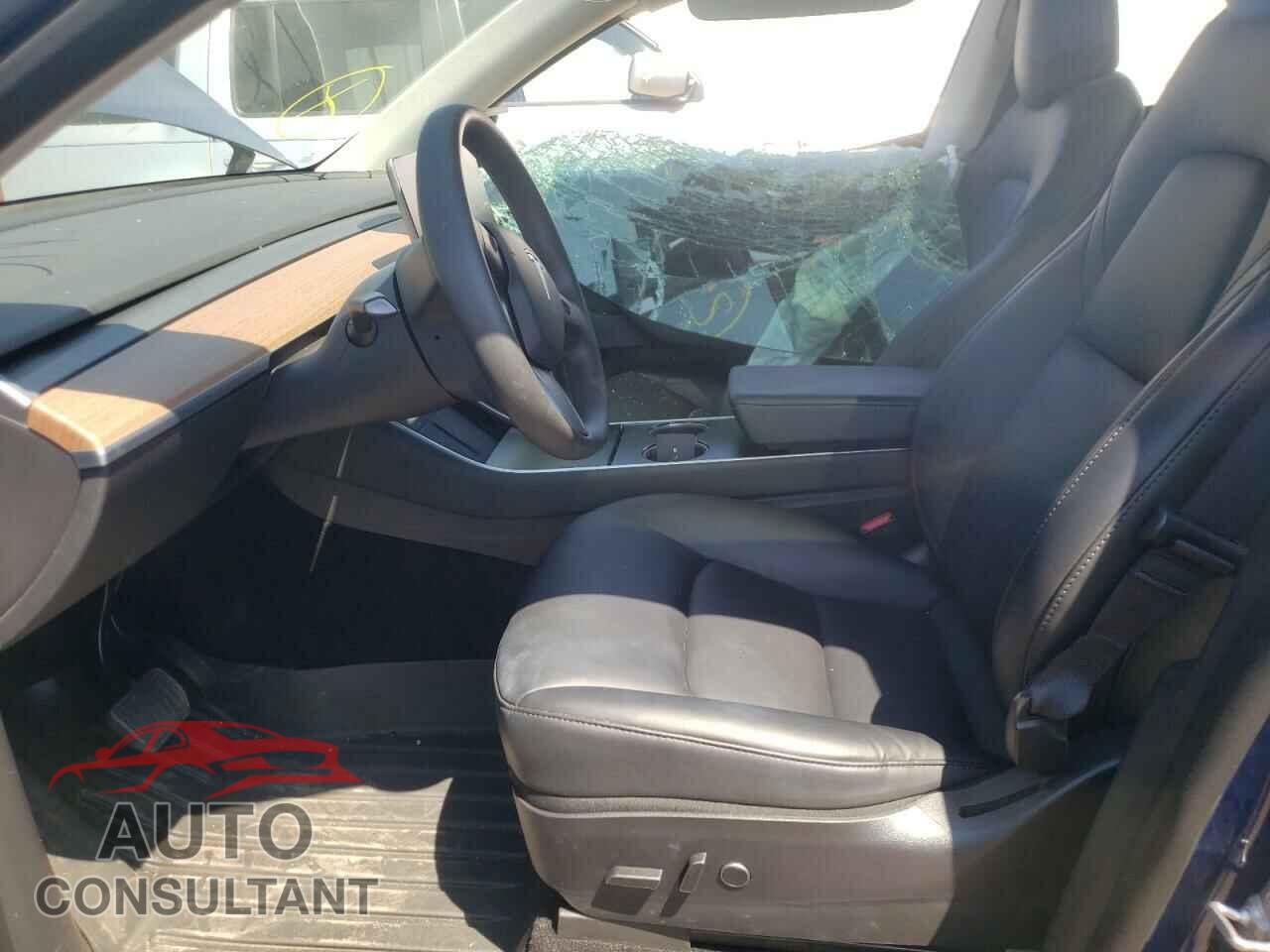 TESLA MODEL Y 2021 - 5YJYGDEE0MF068865