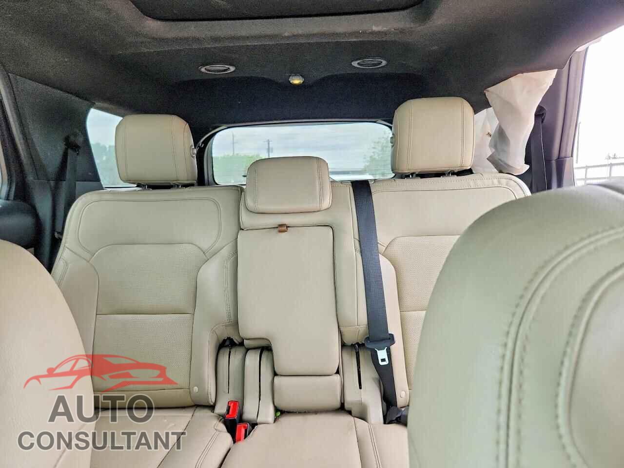 FORD EXPLORER 2018 - 1FM5K7F84JGA82079