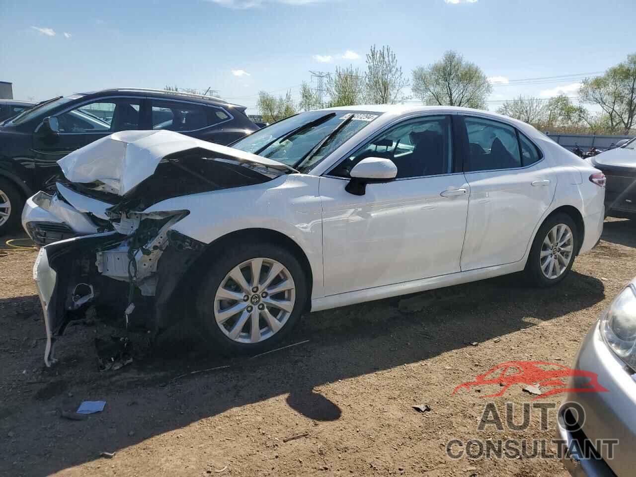 TOYOTA CAMRY 2019 - 4T1B11HK1KU701090