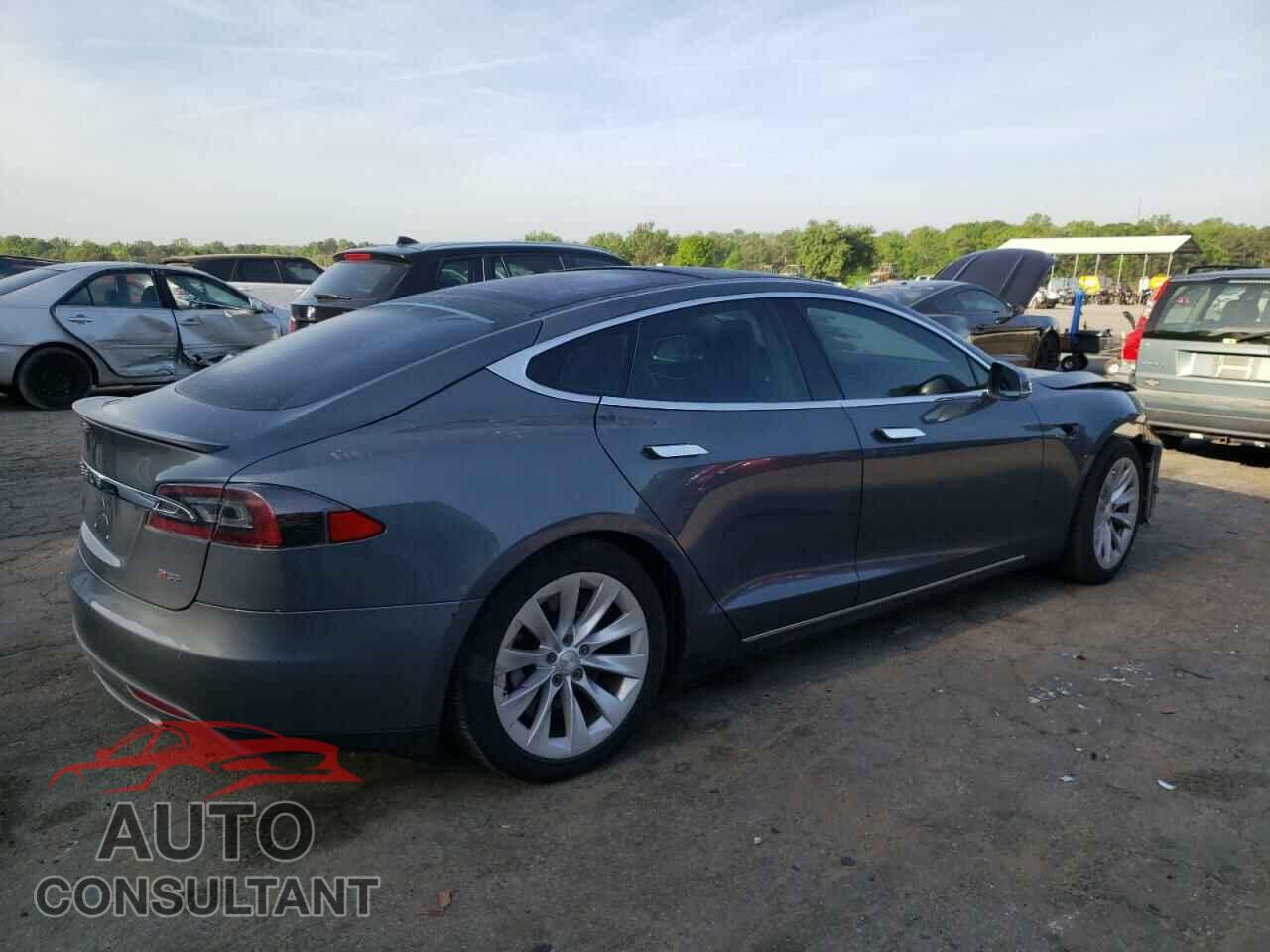 TESLA MODEL S 2013 - 5YJSA1CP8DFP24370
