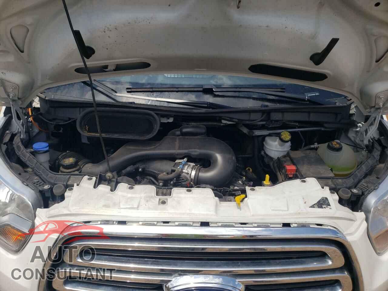 FORD TRANSIT 2019 - 1FTYR1ZM3KKB00606