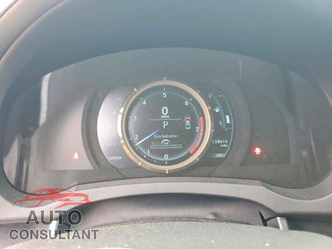 LEXUS IS 2016 - JTHCE1D20G5011852