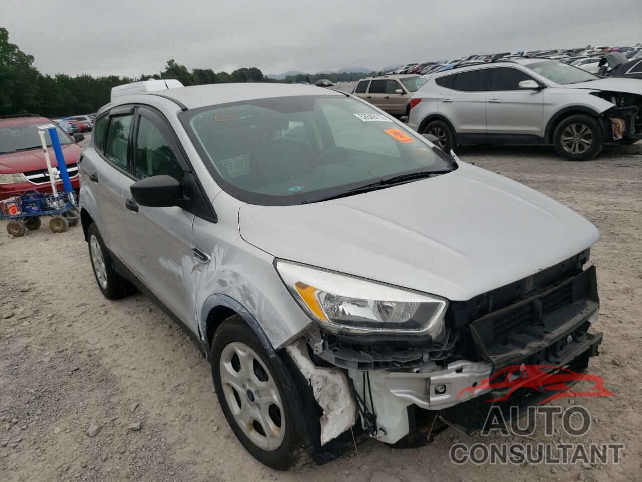 FORD ESCAPE 2017 - 1FMCU0F79HUC70270