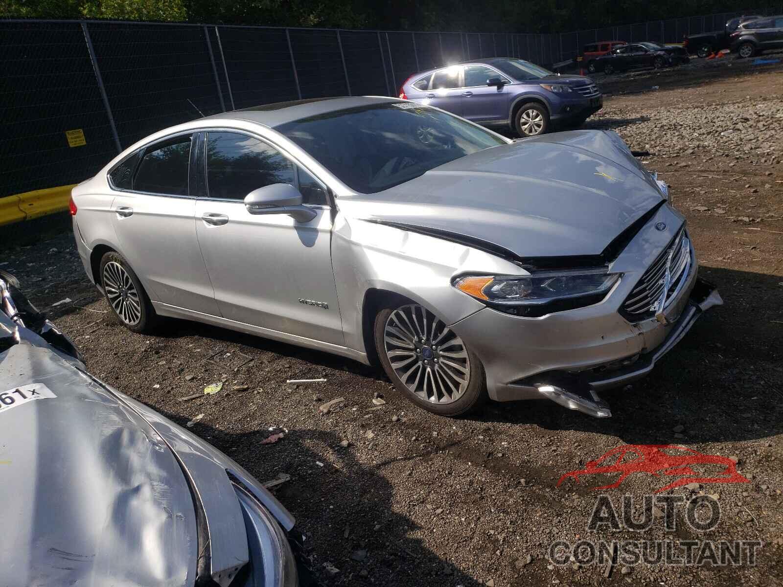 FORD FUSION 2018 - 3FA6P0RU2JR248768