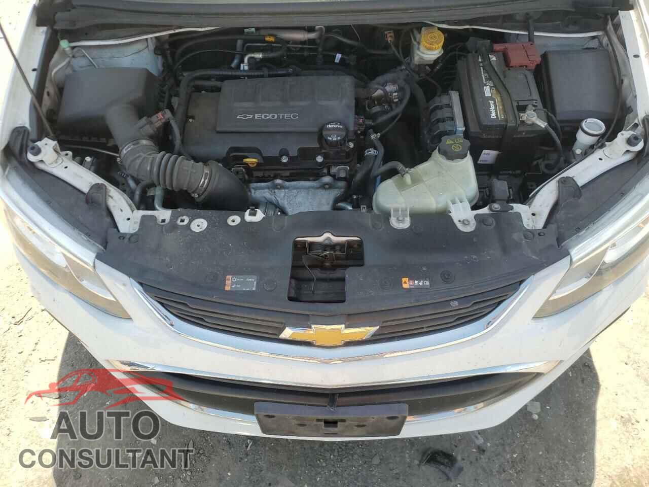 CHEVROLET SONIC 2017 - 1G1JF5SB9H4102683
