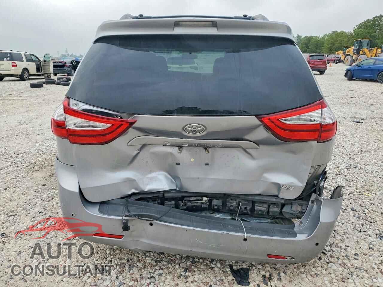 TOYOTA SIENNA 2017 - 5TDYZ3DC2HS883672